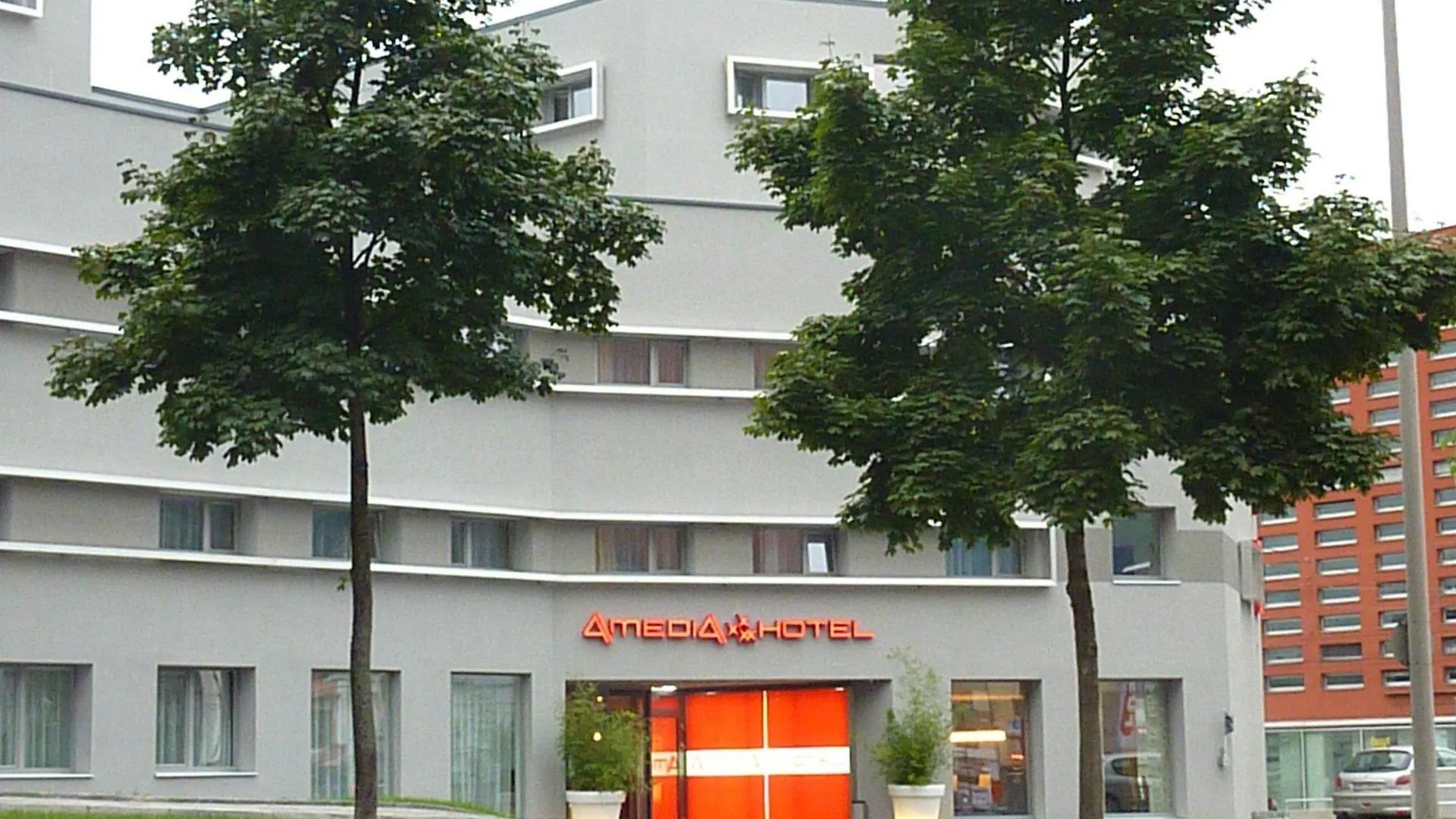 Best Western Plus Amedia Art Зальцбург Отель