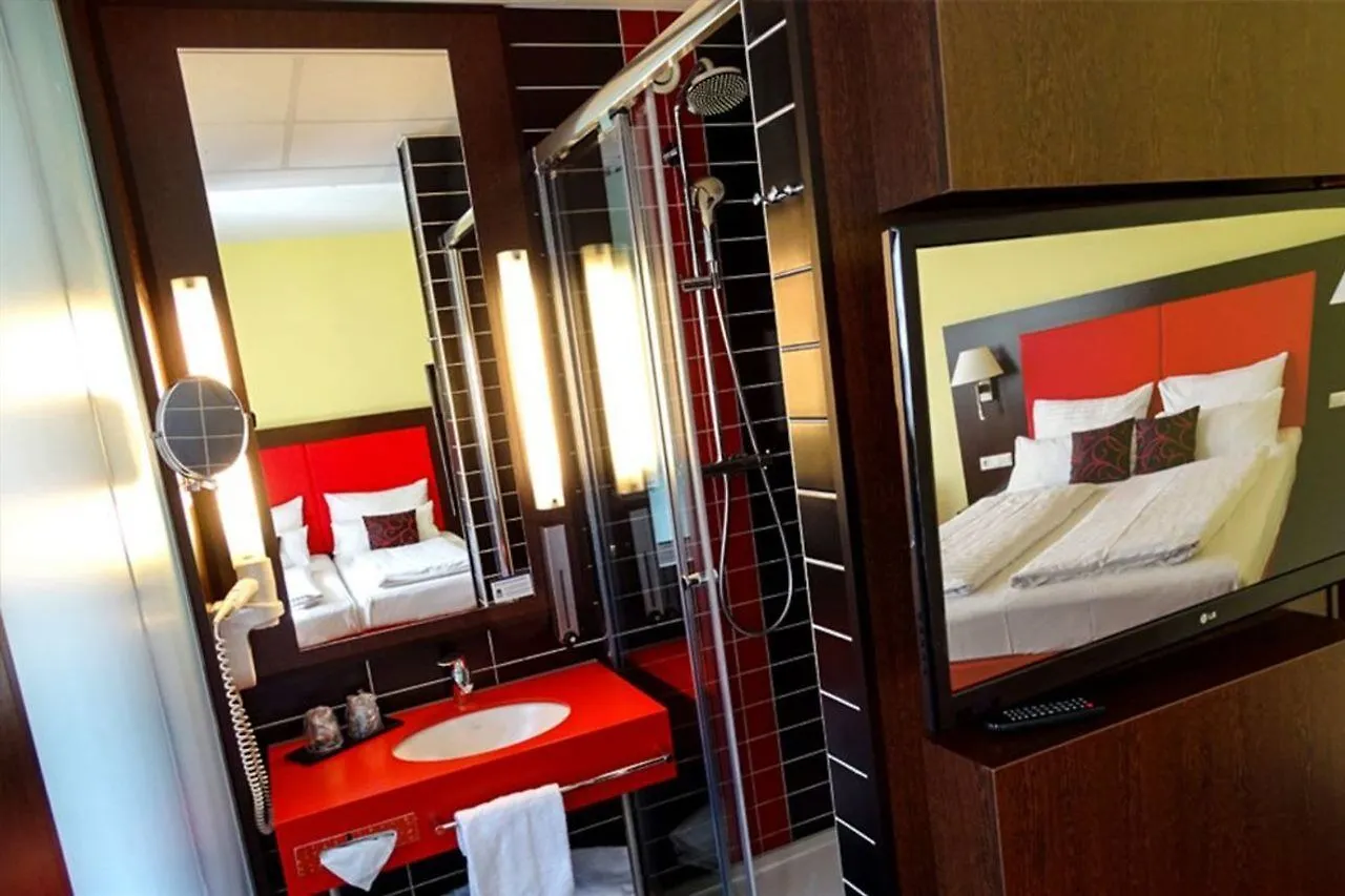 Best Western Plus Amedia Art Salzburg 4*,